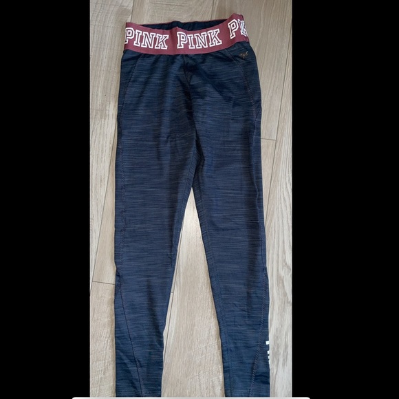 Victoria’s Secret PINK leggings FLEECE LINED 7/8 - Picture 3 of 3